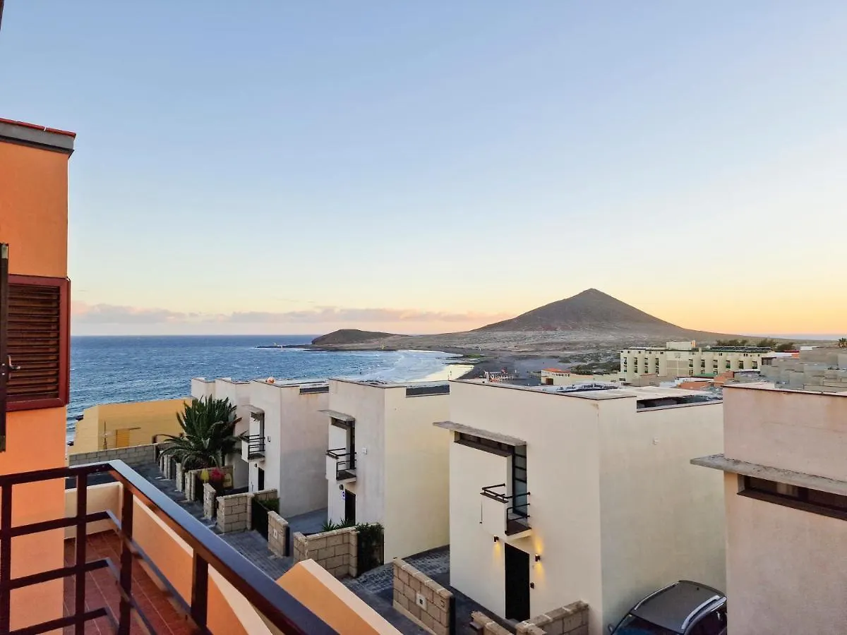 Medano4You The Ocean Terrace Penthouse El Medano  Spain